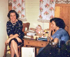 S0765 Alice Bennett and Florence Conti in kitchen
